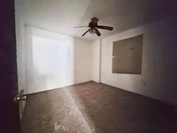Edificio comercial y residencial en cumbres 3er sector