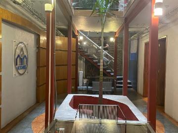 Edificio con oficinas en renta en Col Cuauhtemoc CDMX