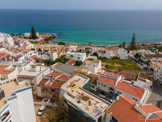 Edifício de 6 T1 com Piscina na Praia da Luz | 26063988329