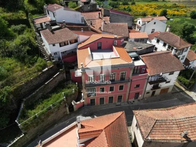 Edifício de alto padrão à venda imóvel de alto padrão Vila Cova de Alva, Portugal