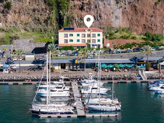 Edifício de alto padrão à venda imóvel de alto padrão Calheta, Portugal