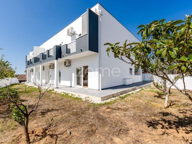 Edifício de alto padrão à venda imóvel de alto padrão Leiria, Portugal