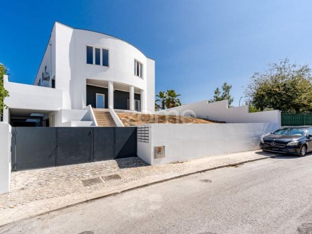 Edifício de alto padrão à venda imóvel de alto padrão Leiria, Portugal