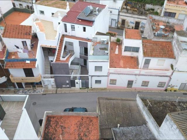 Prestigiosa casa de 180 m² à venda Loulé, Portugal
