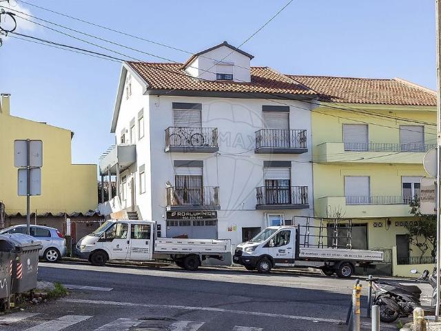 Edifício de alto padrão à venda imóvel de alto padrão Odivelas, Portugal