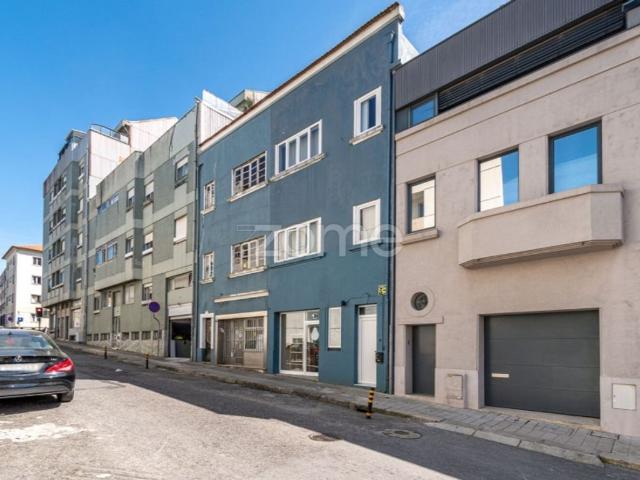 Edifício de alto padrão à venda imóvel de alto padrão Porto, Portugal
