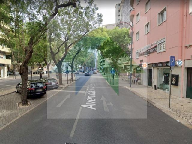 Edifício de Escritórios COM ESTACIONAMENTO Av 5 de Outubro