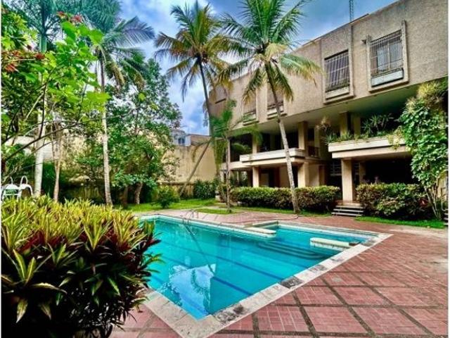 Edificio de lujo en venta Nueva Caracas, Distrito Capital
