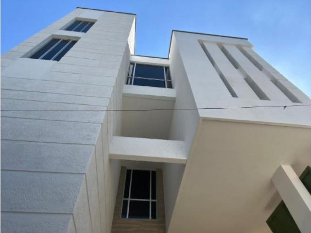 Edificio de lujo en venta Nueva Caracas, Venezuela