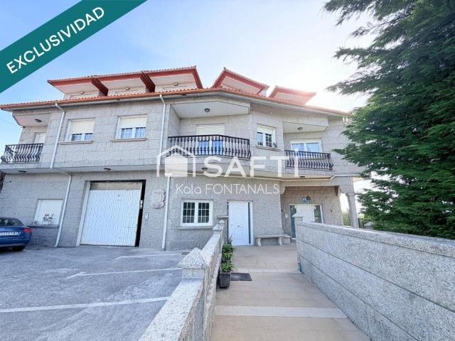 Edificio de lujo en venta Sangenjo, España