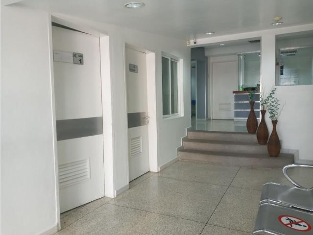 Edificio de lujo en venta Valencia, Estado Carabobo