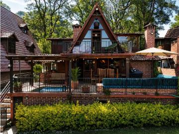 Edificio de lujo en venta Valle de Bravo, Estado de México