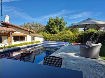 Edificio de lujo en venta Valle de Bravo, Estado de México