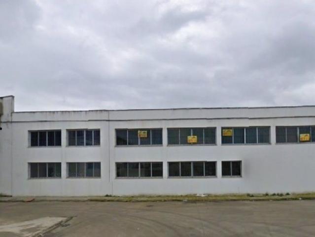 Edificio de oficinas y zona de trabajo en el Polígono indust. 205m² San Juan del Puerto