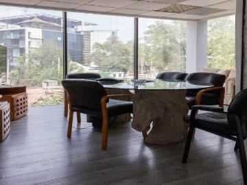 EDIFICIO DE OFICINAS EN VENTA EN LOMAS VIRREYES