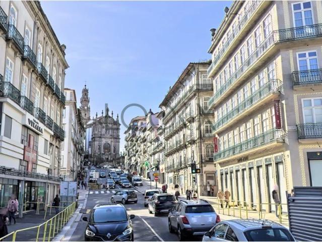 Edifício de Prestígio com Elevado Potencial de Rentabilidade. 0m² Cedofeita, Santo Ildefonso, Sé, Miragaia, São Nicolau e Vitória