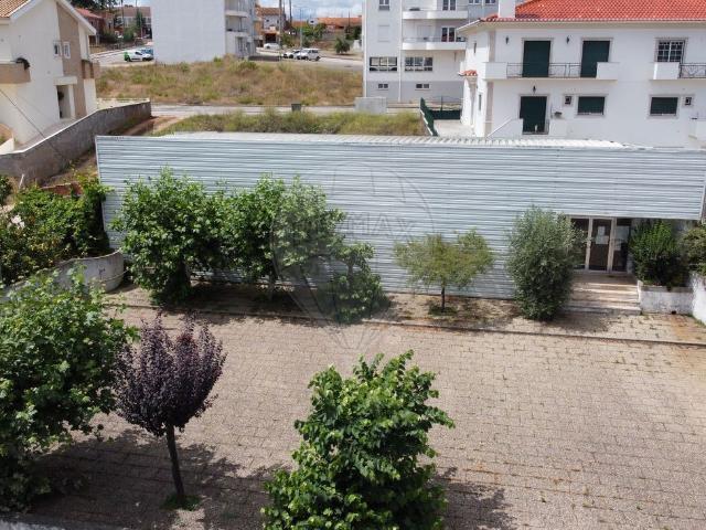 EDIFÍCIO DESTINADO A COMÉRCIO SERVIÇOS E/OU ARMAZÉM