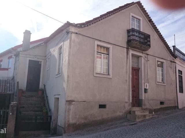 Edificio destinado a habitao e comrcio