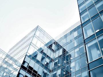 ¡Edificio Empresarial Santa Cruz en Miraflores!