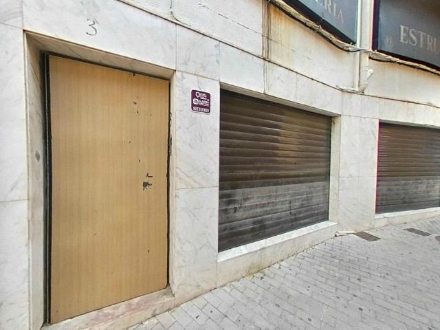 Edificio en Tavernes de la Valldigna