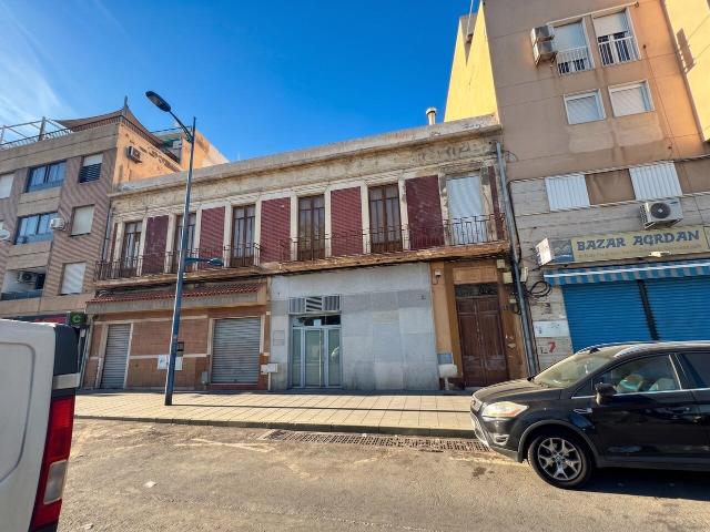Edificio en venta, Almería, Almería