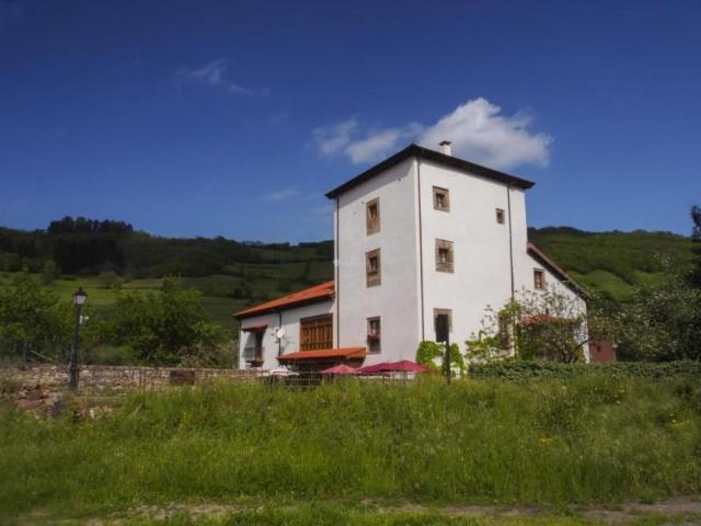 Edificio en venta en Tineo, Tineo