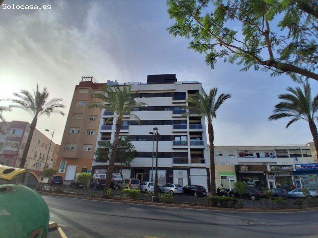 Edificio en Venta en Urbanización Roquetas de Mar, Almería