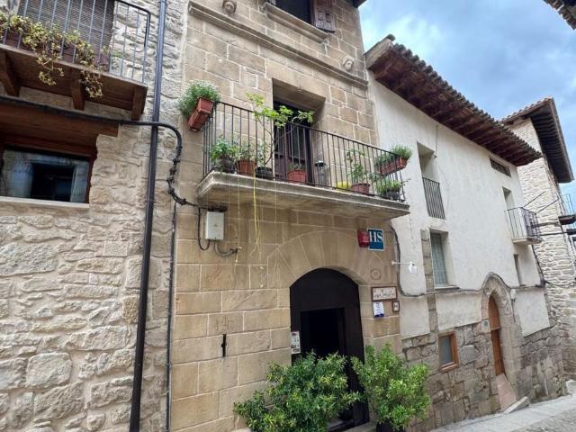 Edificio en venta en Valderrobres Teruel