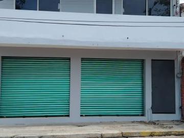 Edificio en Venta en Av. Miguel Hidalgo, Col. Centro, Coatzacoalcos, Ver