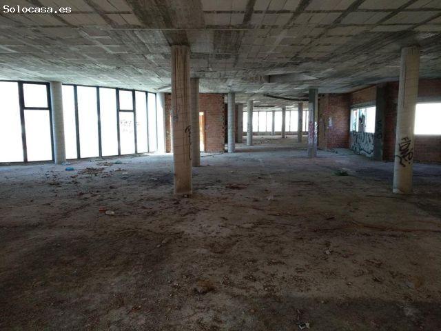 Edificio en Venta en Benalmádena Costa, Málaga