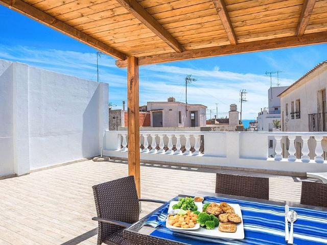 Edificio en venta en calle Cosconilles, Roses, de 354 m² por 539.000
