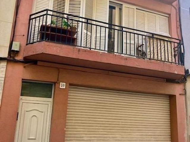 Edificio en venta en calle De la Bruguera, Calella, de 171 m² por 399.000