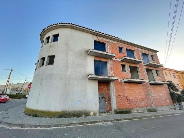 Edificio en venta en calle De L'escala, Palafrugell, de 842 m² por 435.000