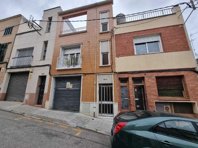 Edificio en venta en calle De Mozart, Terrassa, de 364 m² por 220.000