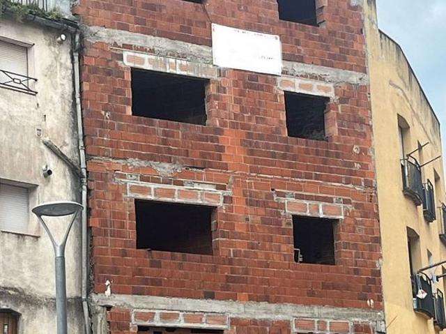 Edificio en venta en calle Del Castell, Arbúcies, de 497 m² por 250.000