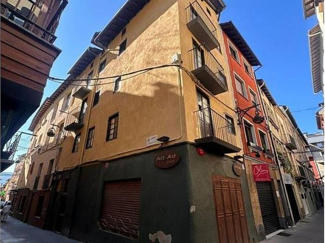 Edificio en venta en calle Ramon Cosp, Puigcerdà, de 230 m² por 325.000