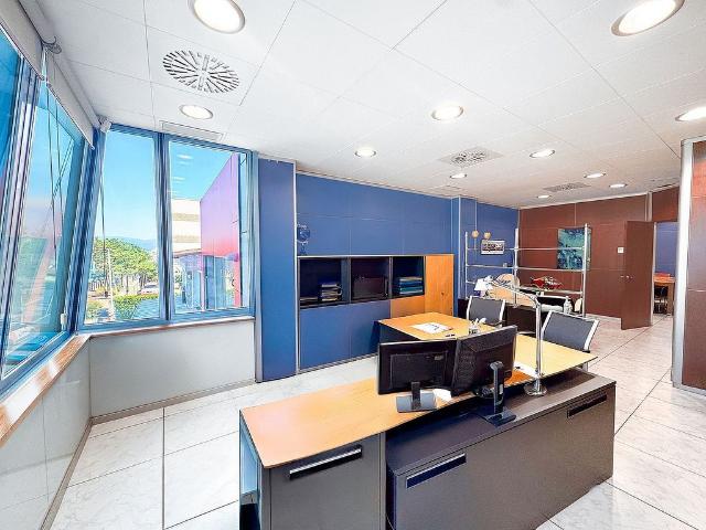 Edificio en venta en calle Sector Aeroclub, Castelló d´Empúries, de 235 m² por 289.000
