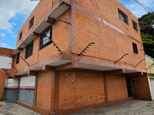 EDIFICIO EN VENTA EN CALLE SOUBLETTE CRUCE CON BERMUDEZ COUSSIN