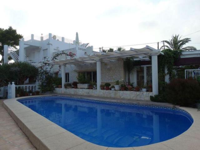 Edificio en venta en Calpe Alicante