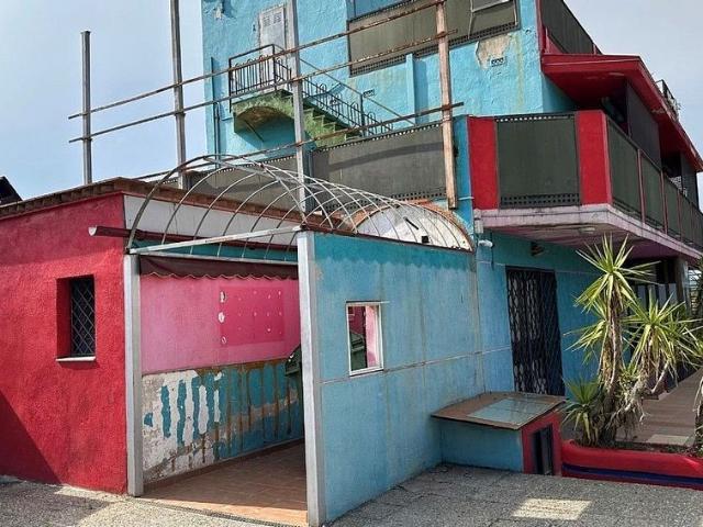 Edificio en venta en carretera De Madrid a França, Tordera, de 700 m² por 575.000