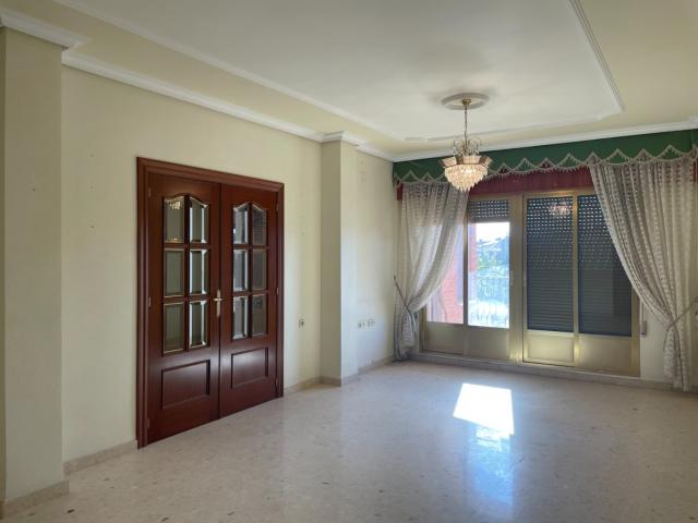 Edificio en venta en Casas Ibáñez