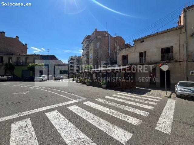 Edificio en venta en el centro de Tremp | Inversión con vivienda habitable y