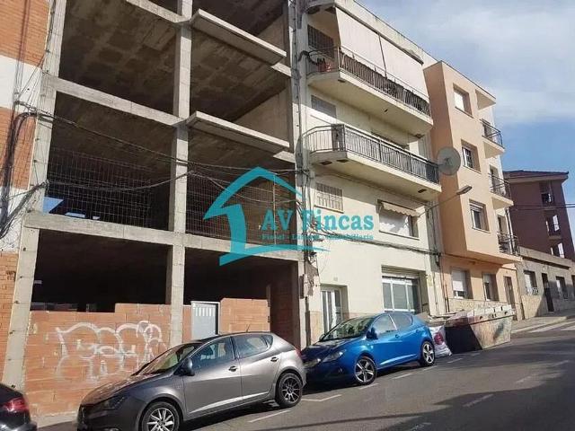 Edificio en venta en Esparreguera, de 550 m² por 160.000