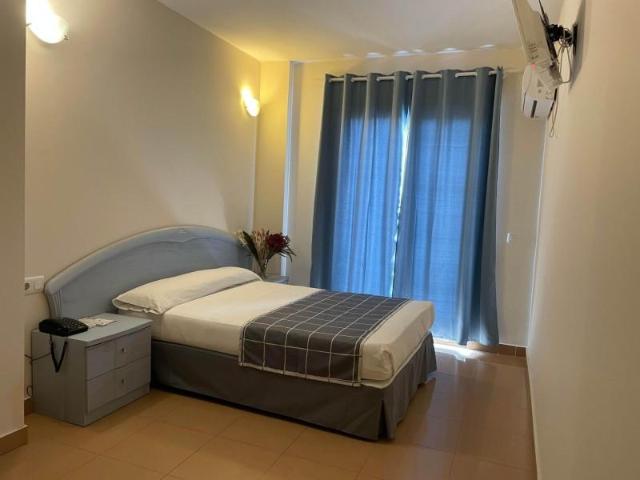 Edificio en venta en Granada, Granada