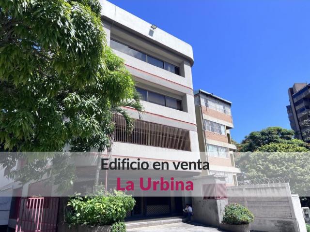 Edificio en venta en La Urbina