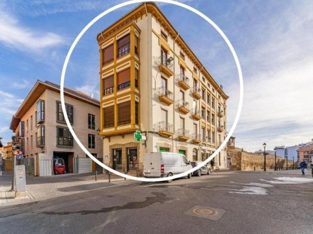 Edificio en venta en León, Casco Antiguo