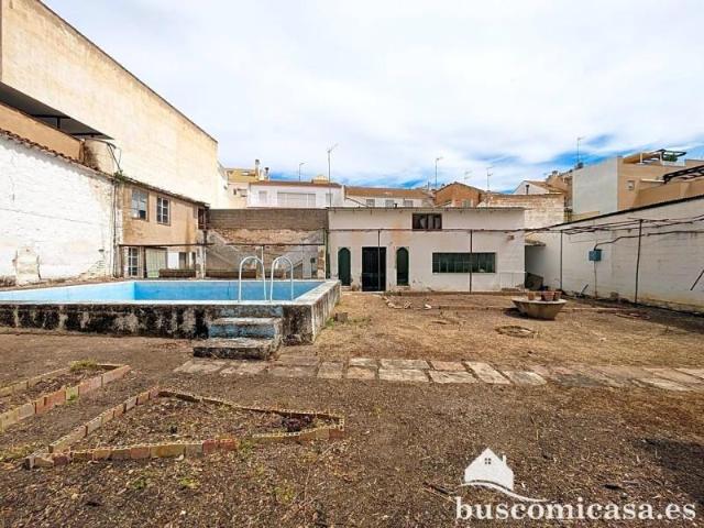 Edificio en venta en Linares, Calle Antonia López Arista, 23700