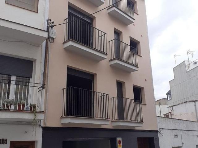 Edificio en venta en Lloret de Mar, de 228 m² por 360.000