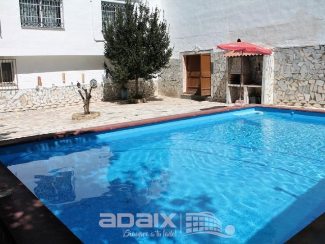 Edificio en Venta en Lucena, Córdoba