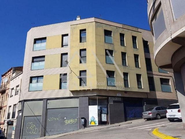 Edificio en venta en Manresa, de 198 m² por 695.000